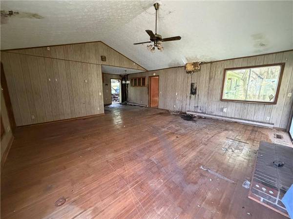 738 Hiawassee EST, Hiawassee, GA 30546