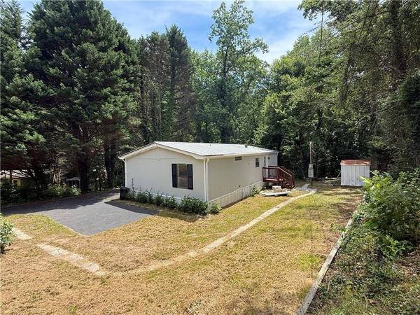 6295 Malibu RDG, Flowery Branch, GA 30542