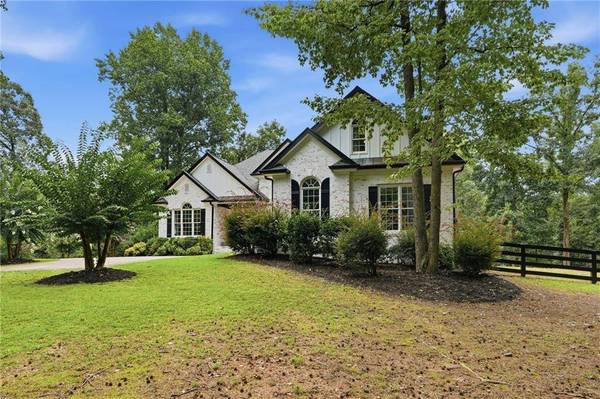 8665 Bay DR, Gainesville, GA 30506