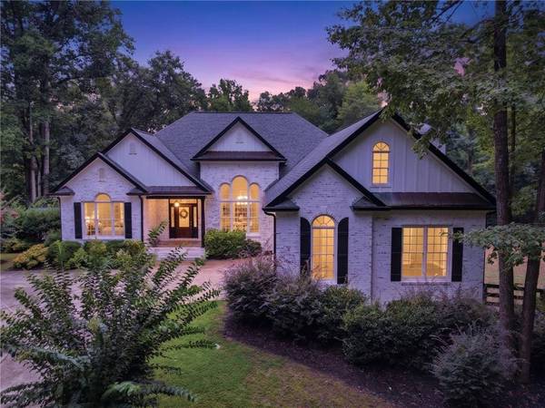 8665 Bay DR, Gainesville, GA 30506