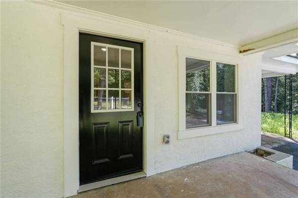 2952 Cavender Creek RD, Dahlonega, GA 30533