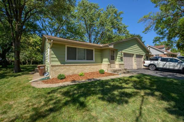 9522 Pleasant AVE S, Bloomington, MN 55420