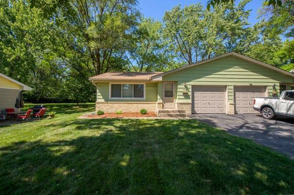 9522 Pleasant AVE S, Bloomington, MN 55420