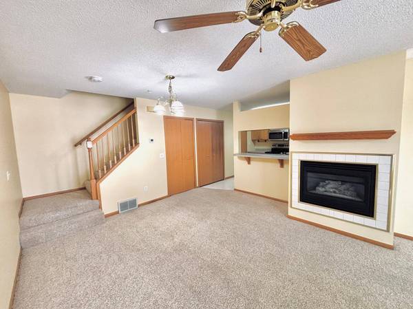 13207 Bush LN, Eden Prairie, MN 55347