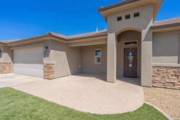 1024 Painted Cloud Place, Washington, UT 84780