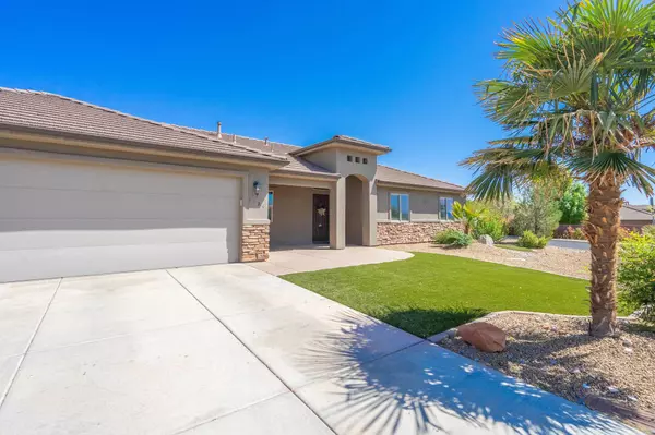 1024 Painted Cloud Place, Washington, UT 84780