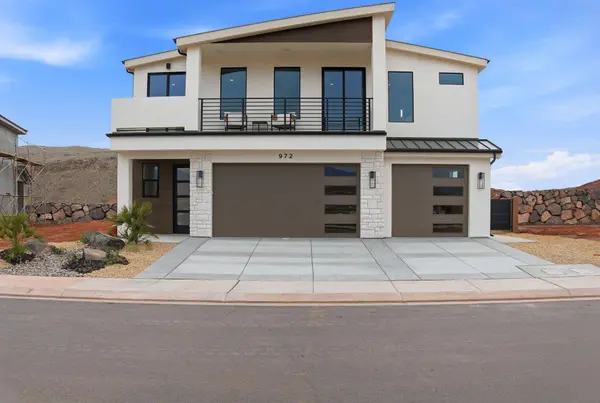 972 E COYOTE CREST DR, Washington, UT 84780