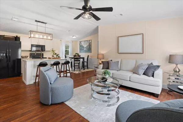 6810 NE 100TH CT, Bronson, FL 32621