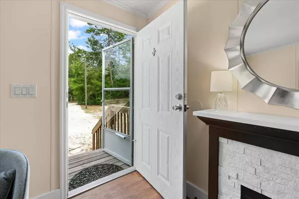 6810 NE 100TH CT, Bronson, FL 32621