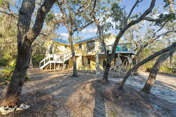 12631 HODGSON AVE, Cedar Key, FL 32625