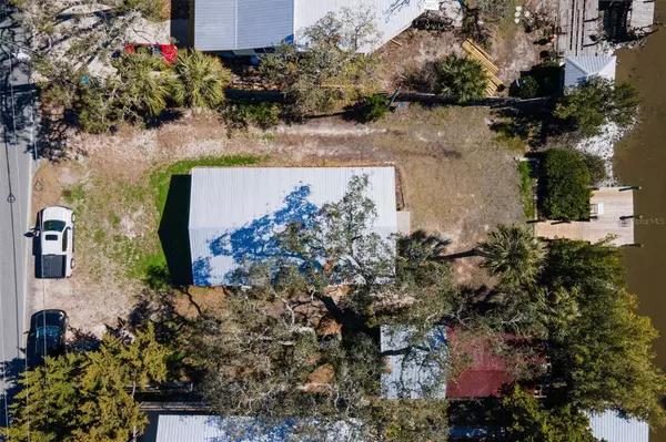 1170 WHIDDON AVE, Cedar Key, FL 32625