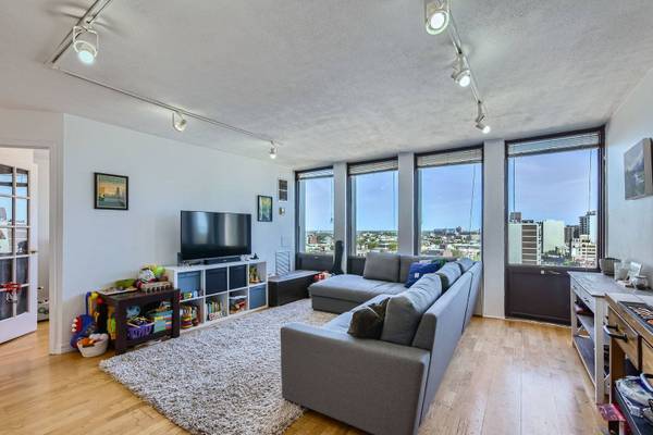 444 W Fullerton Pkwy #1501, Chicago, IL 60614