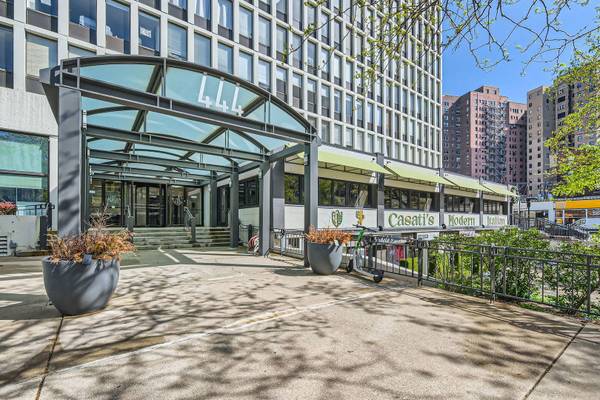 444 W Fullerton Pkwy #1501, Chicago, IL 60614