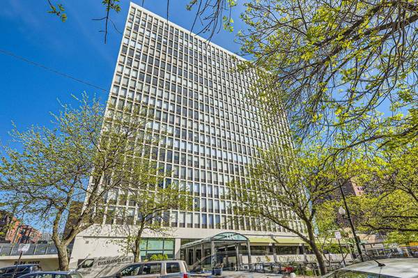 444 W Fullerton Pkwy #1501, Chicago, IL 60614