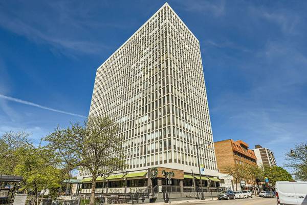 444 W Fullerton Pkwy #1501, Chicago, IL 60614