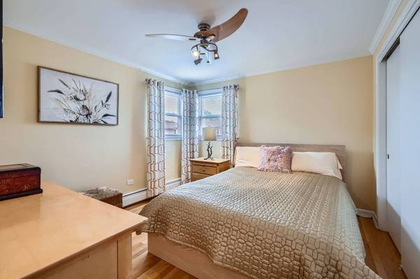 8712 W BERWYN AVE #3W, Chicago, IL 60656