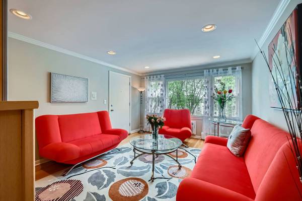 8712 W BERWYN AVE #3W, Chicago, IL 60656