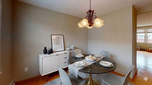 2410 W Farragut AVE #3B, Chicago, IL 60625