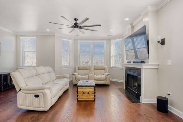 4248 S Drexel BLVD #3S, Chicago, IL 60653