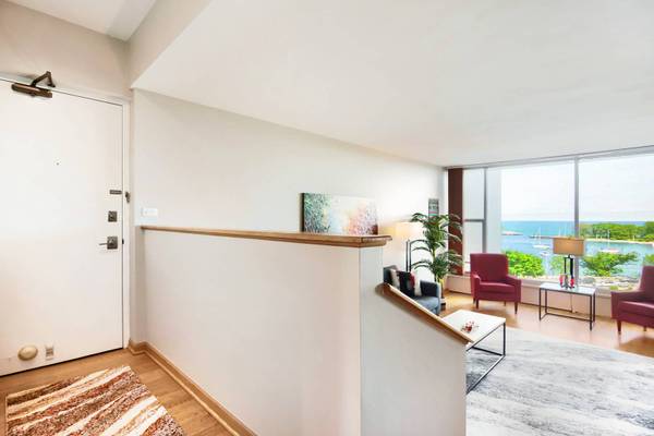 3200 N Lake Shore DR #708, Chicago, IL 60657