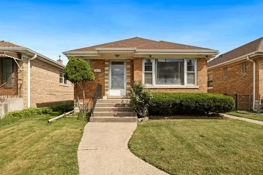 Homes Near Me for Sale: Neighborhoods Worth Exploring,Dylan Coonrod