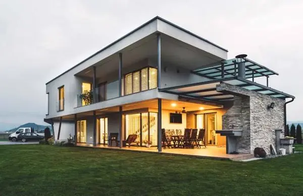 What to Know About Current Luxury Home Sales,Dylan Coonrod