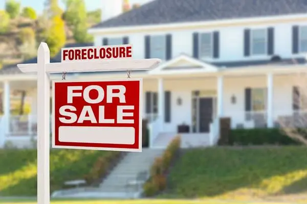 Tips for Searching Foreclosed Homes Near Me for Sale,Dylan Coonrod