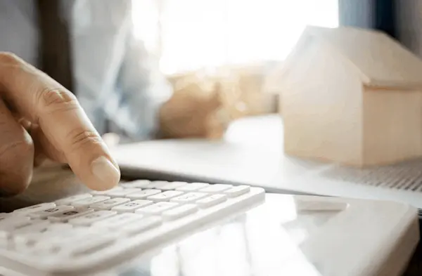 How Much Does a Property Manager Charge Per Month?