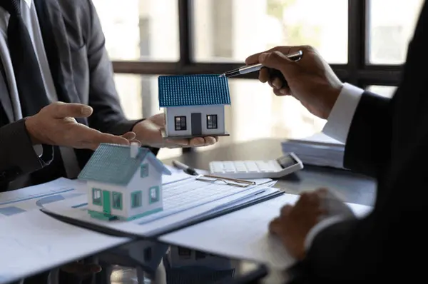 Affordable Property Management Without Cutting Service