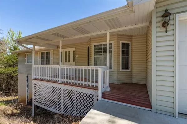 36 Deer Run Dr, Holiday Island, AR 72631