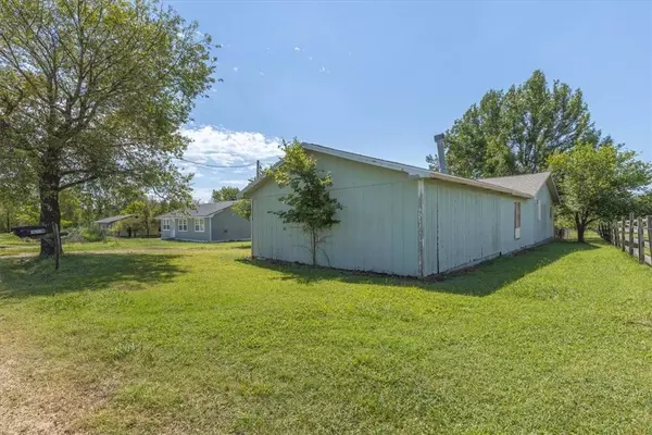 3279 Wildcat Creek Blvd, Fayetteville, AR 72704