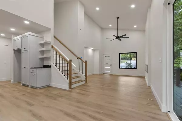 5 Hart Ln, Bella Vista, AR 72714