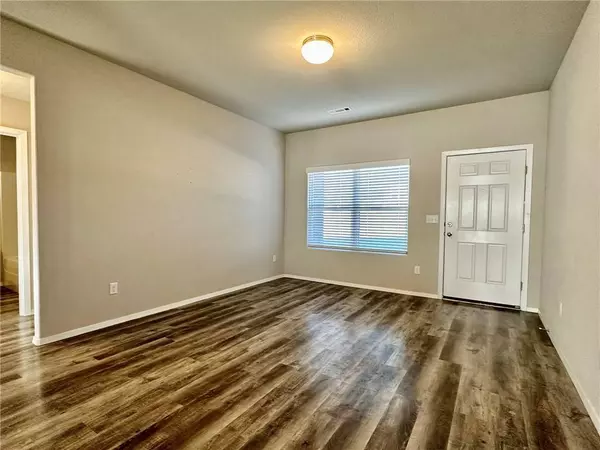 116 Cooper St, Huntsville, AR 72740