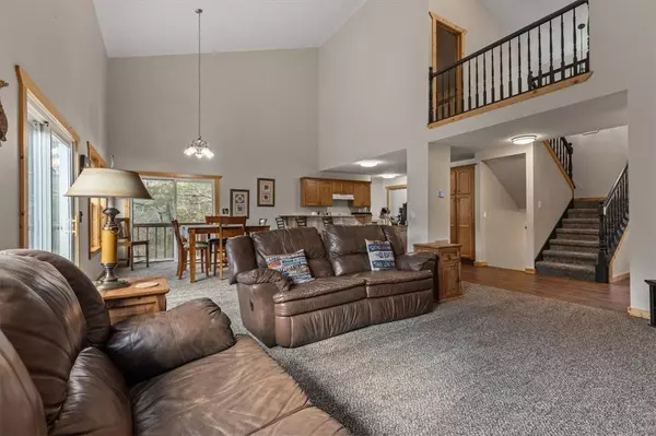 21223 Maple Dr, Garfield, AR 72732