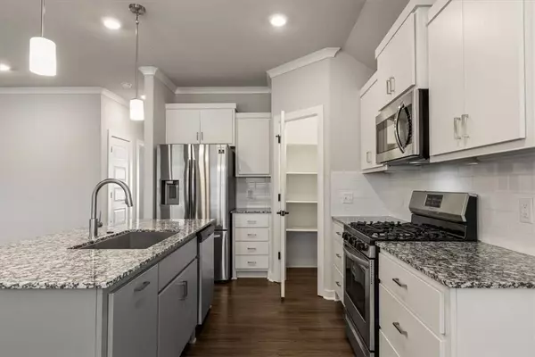 224 SE Benchmark Ln, Fayetteville, AR 72704