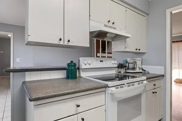 6 Finger Dr, Bella Vista, AR 72715