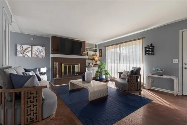 6 Finger Dr, Bella Vista, AR 72715