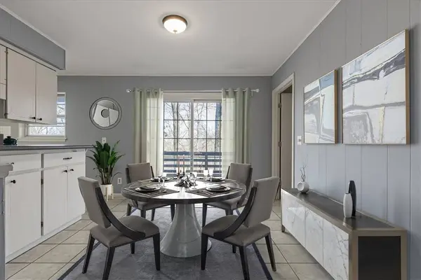 6 Finger Dr, Bella Vista, AR 72715