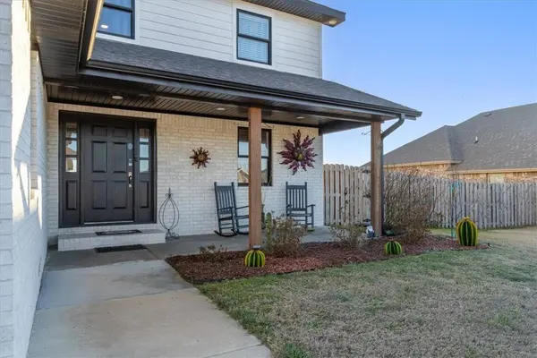 721 Braeburn Ct, Bentonville, AR 72712