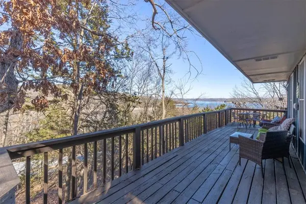 11804 Dogwood Dr, Garfield, AR 72732