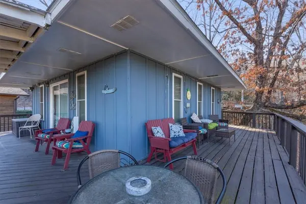 11804 Dogwood Dr, Garfield, AR 72732