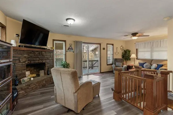 11804 Dogwood Dr, Garfield, AR 72732