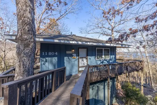 11804 Dogwood Dr, Garfield, AR 72732