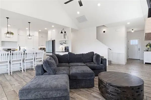 1251 Bootleg Rd, Bentonville, AR 72713