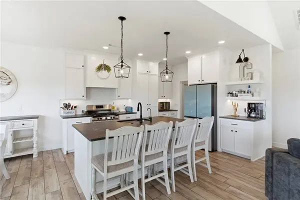 1251 Bootleg Rd, Bentonville, AR 72713