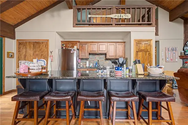 11537 Cedar Dr, Garfield, AR 72732