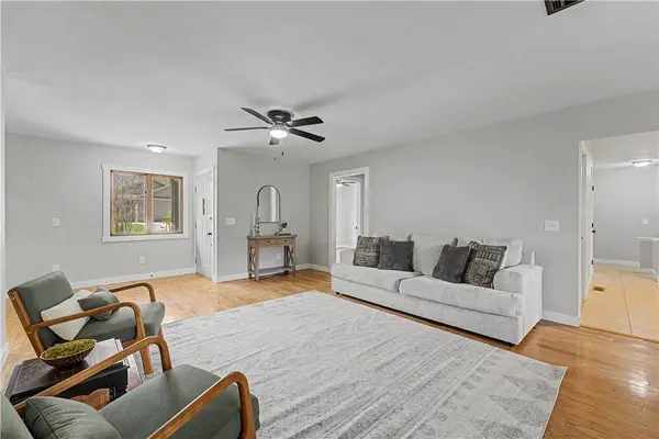 9 Minton Ln, Bella Vista, AR 72715