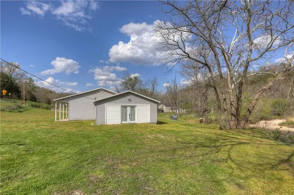 12722 State Highway 90, Washburn, MO 65772