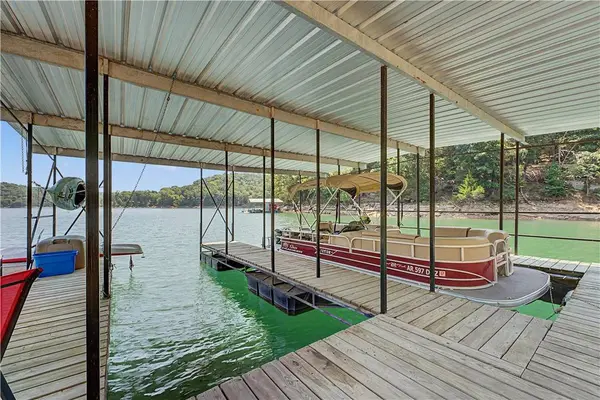 7670 Angell Rd, Rogers, AR 72756