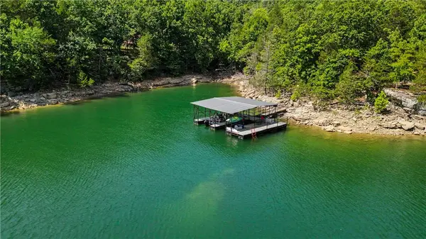 7670 Angell Rd, Rogers, AR 72756